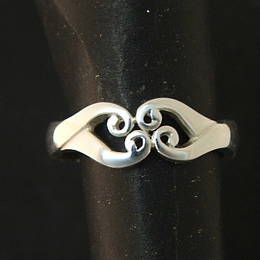 R249b Silver Koru Band